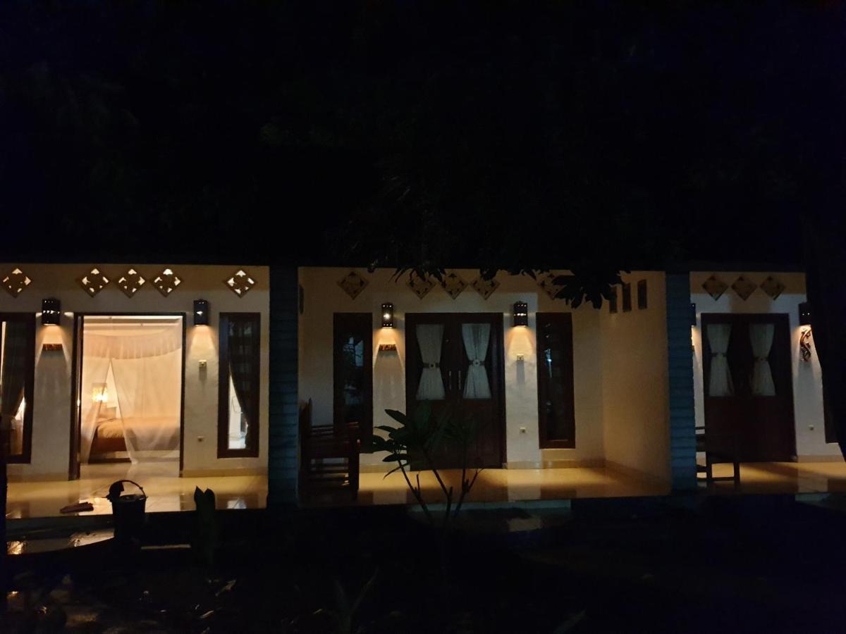 Five Time Home Stay Gili Air Exterior foto